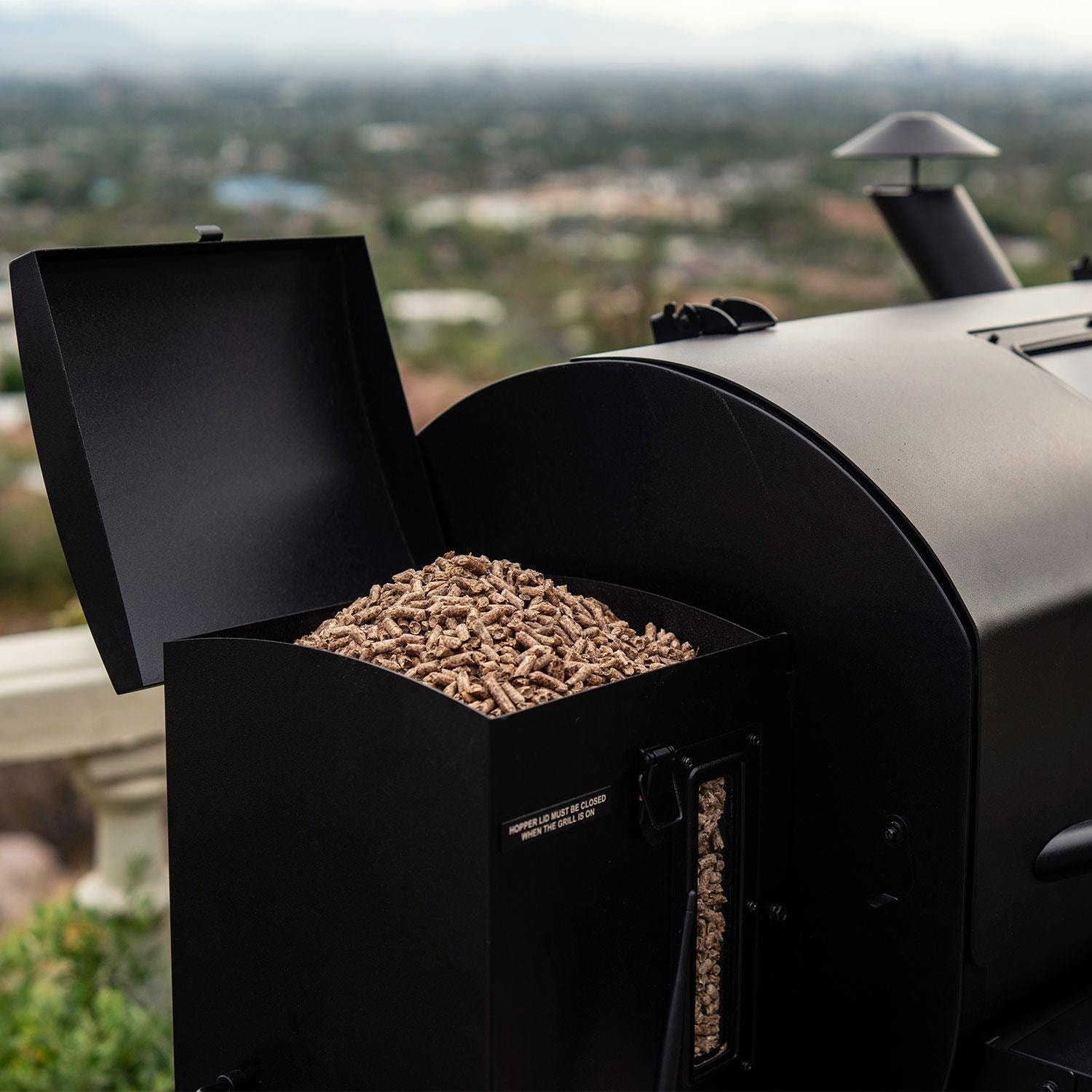 Green Mountain Grills Ledge Prime 2.0 WiFi Pellet Grill With Cover