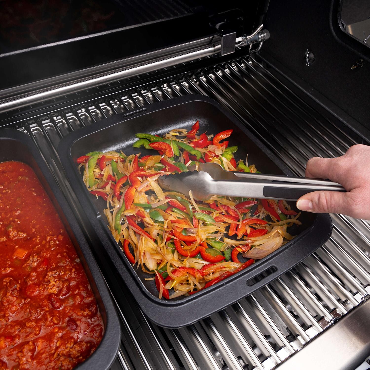 Broil King Cast Iron Dutch Oven - 69620 - Cooking - Lifestyle thumbnail