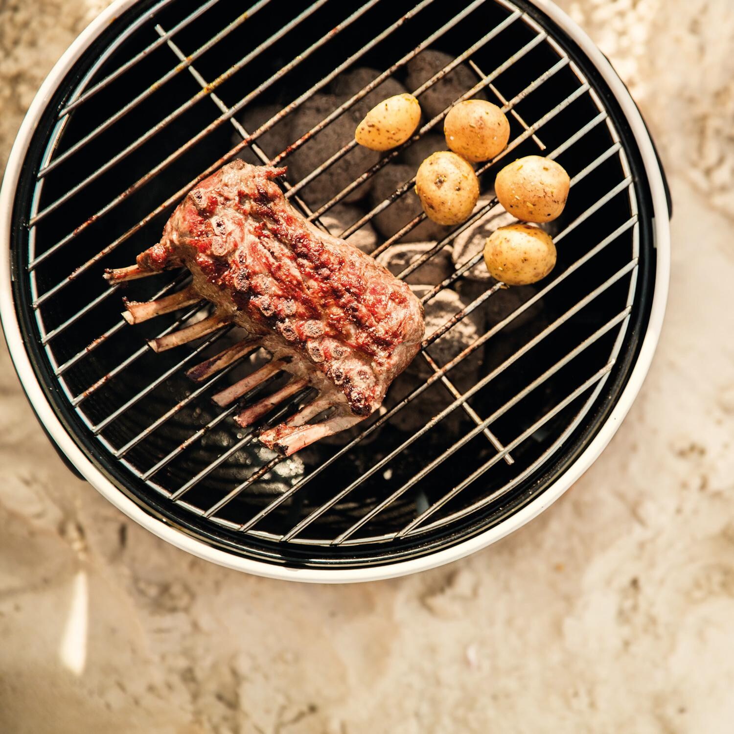 BergHOFF 2415600 Leo Portable Tabletop BBQ Grill W/ Heat Resistant Base White - Lunch thumbnail