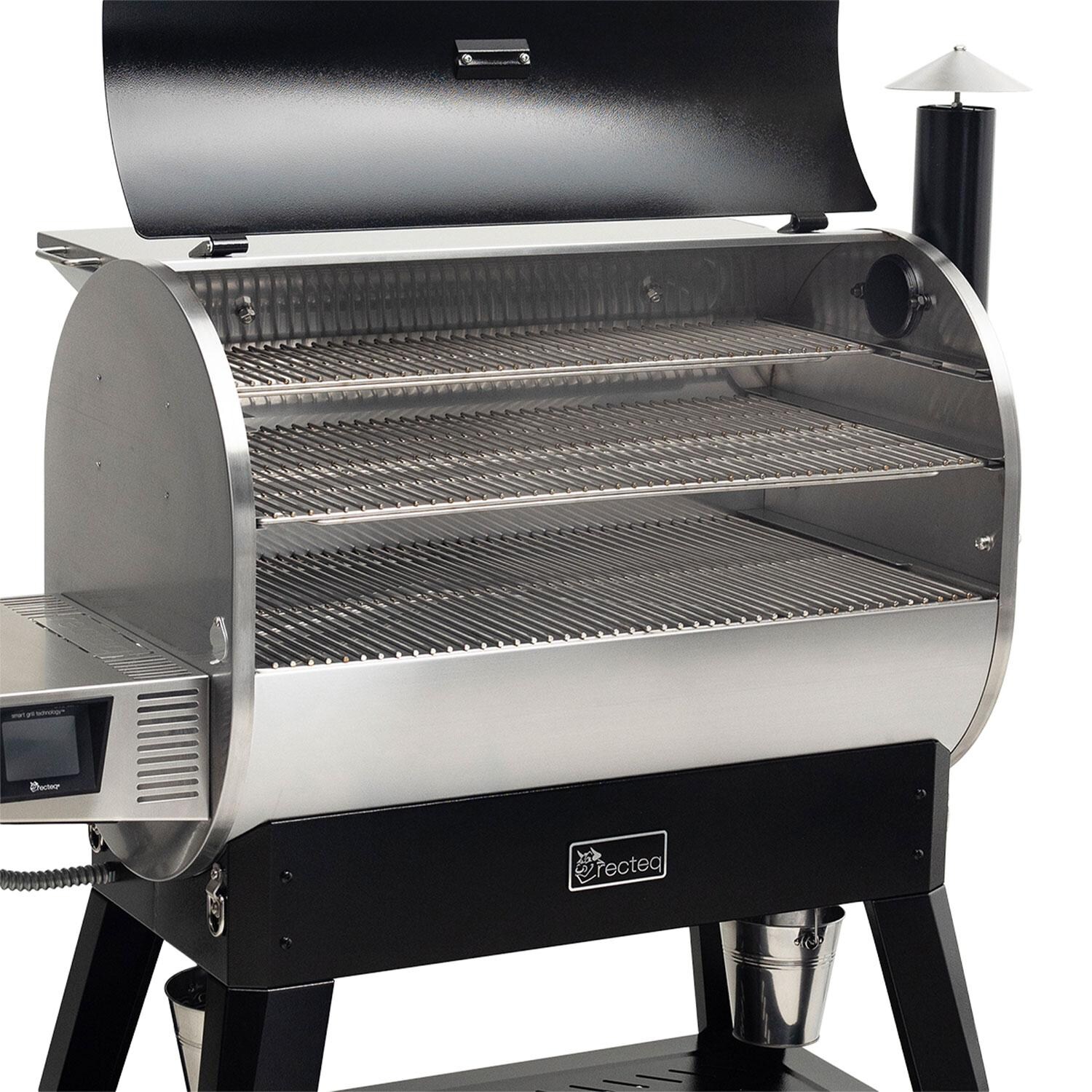 recteq RT-1600FS Flagship 1600 Wood Pellet Grill - Grates - Detail thumbnail