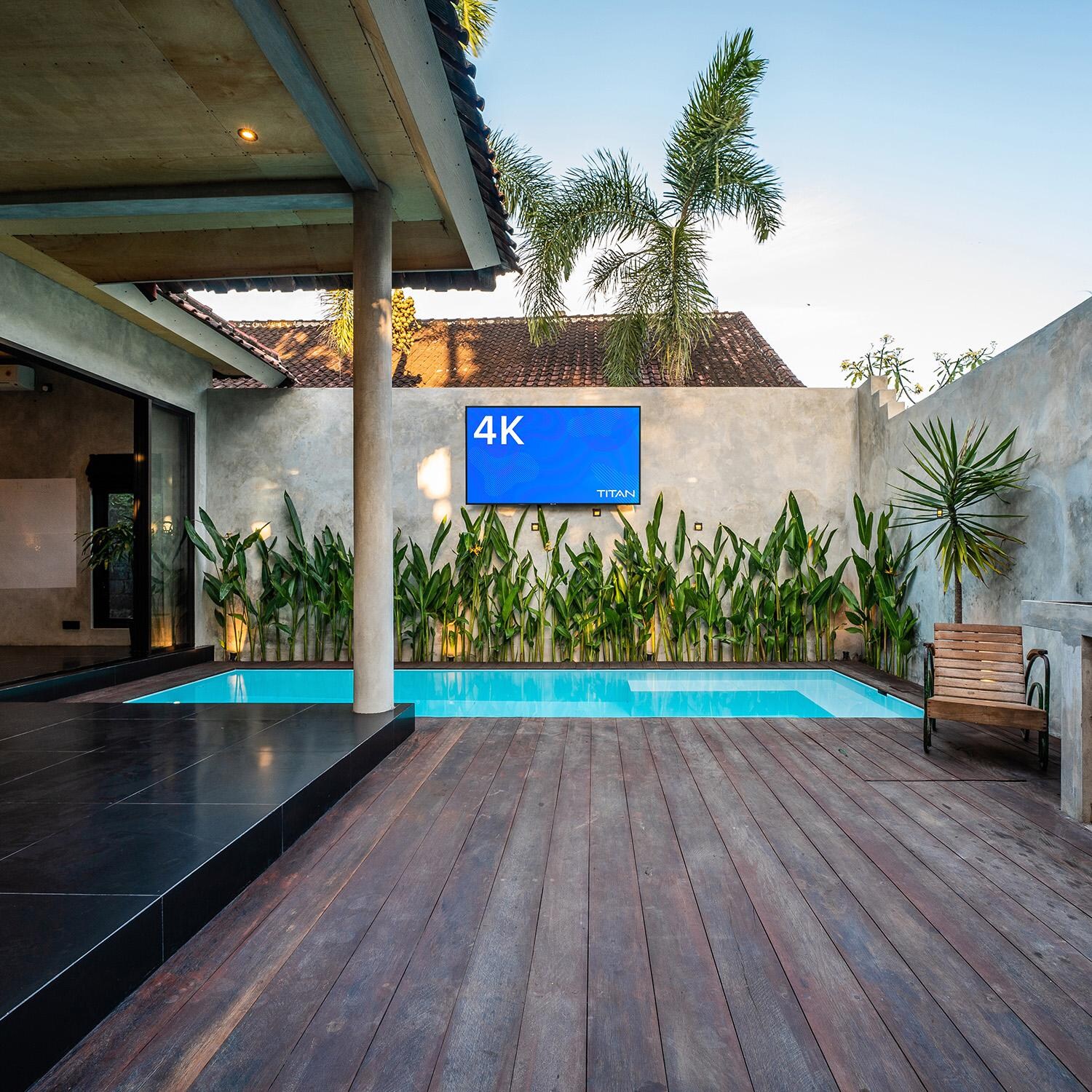 Titan LG-Q80-075 QNED80 Series 75-Inch 4K LED Outdoor TV - Full Sun - By the Pool thumbnail