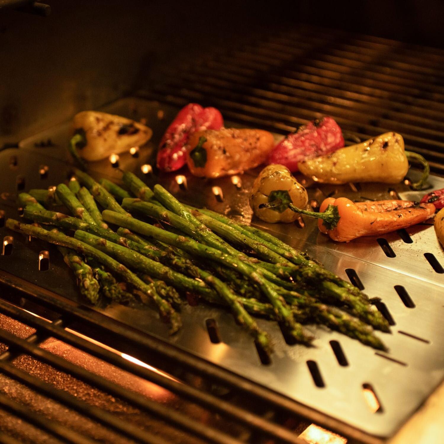 Memphis Grills MG33-03-003 12-Inch Laser Cut Veggie Grate - Veggies on grate thumbnail