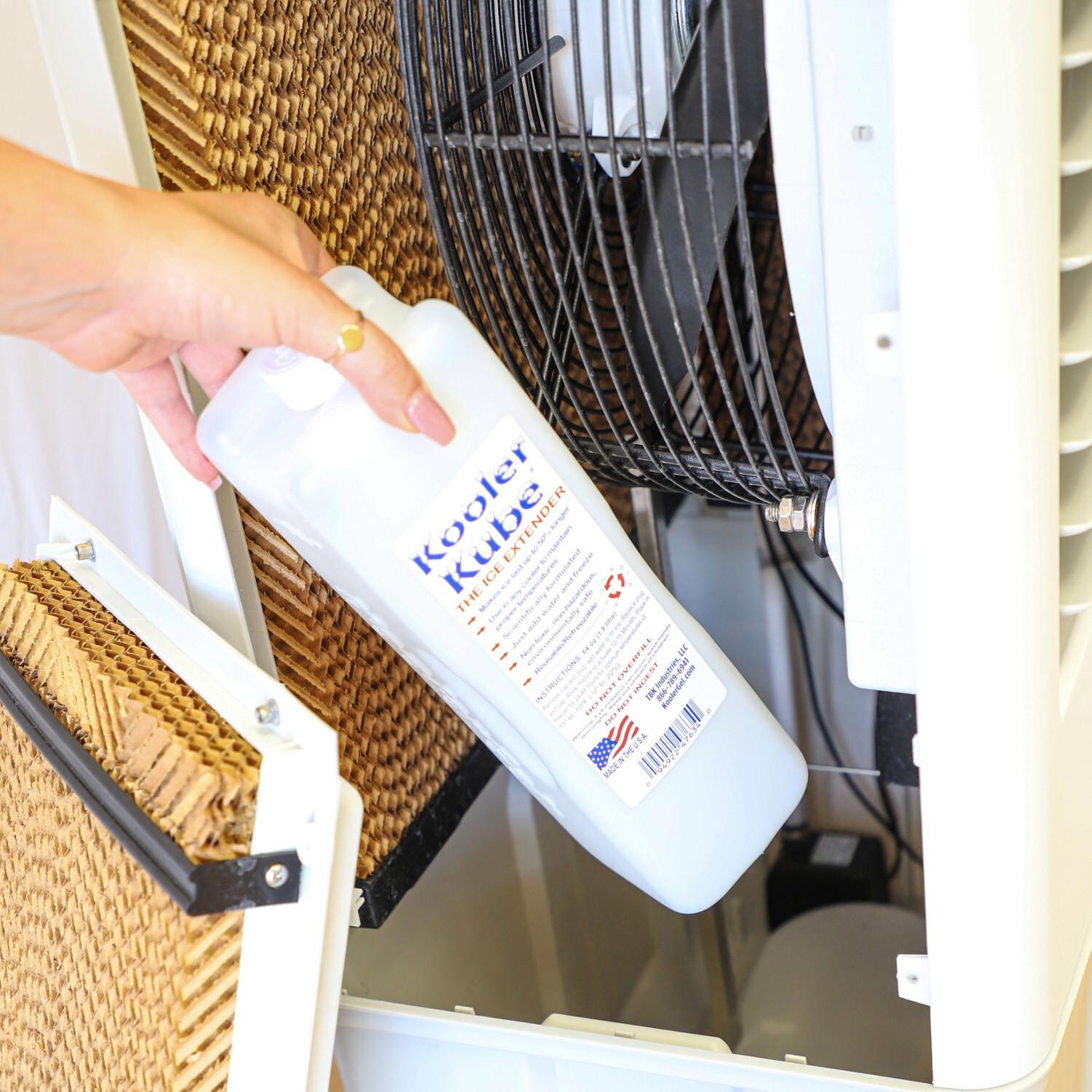 Cajun Kooling CK3000-S Portable Air Cooler - Inserting Ice thumbnail