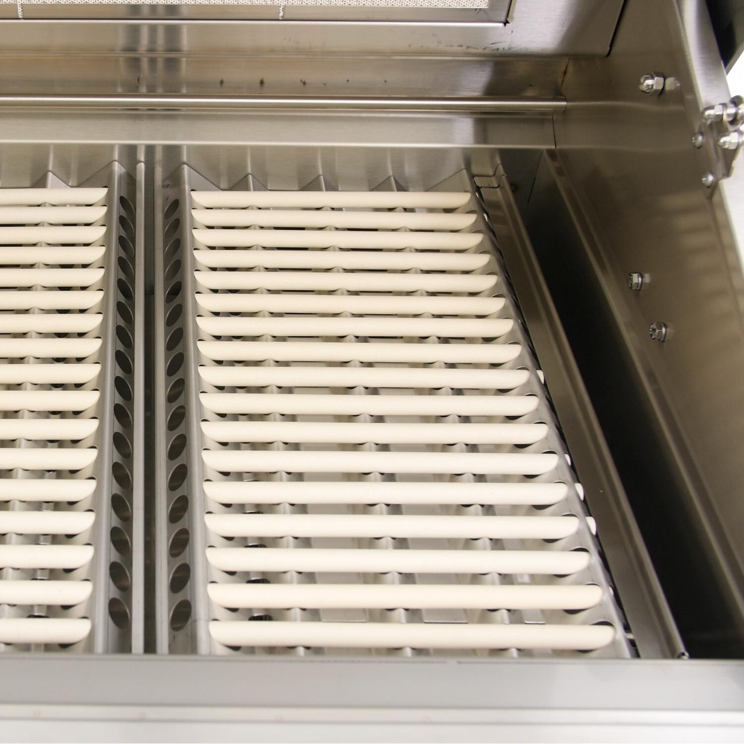 DCS BH1-30-L Series 7 30-in 2 Burner Built-In Natural Gas Grill w/ Integrated Smoker Box & Independent Burner - Ceramic Rod Flame Tamers Shown In Grill - Detail thumbnail