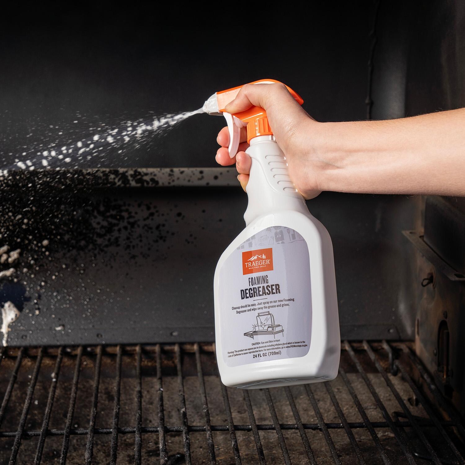 Traeger BAC806 Grill Degreaser - Spray - Lifestyle thumbnail