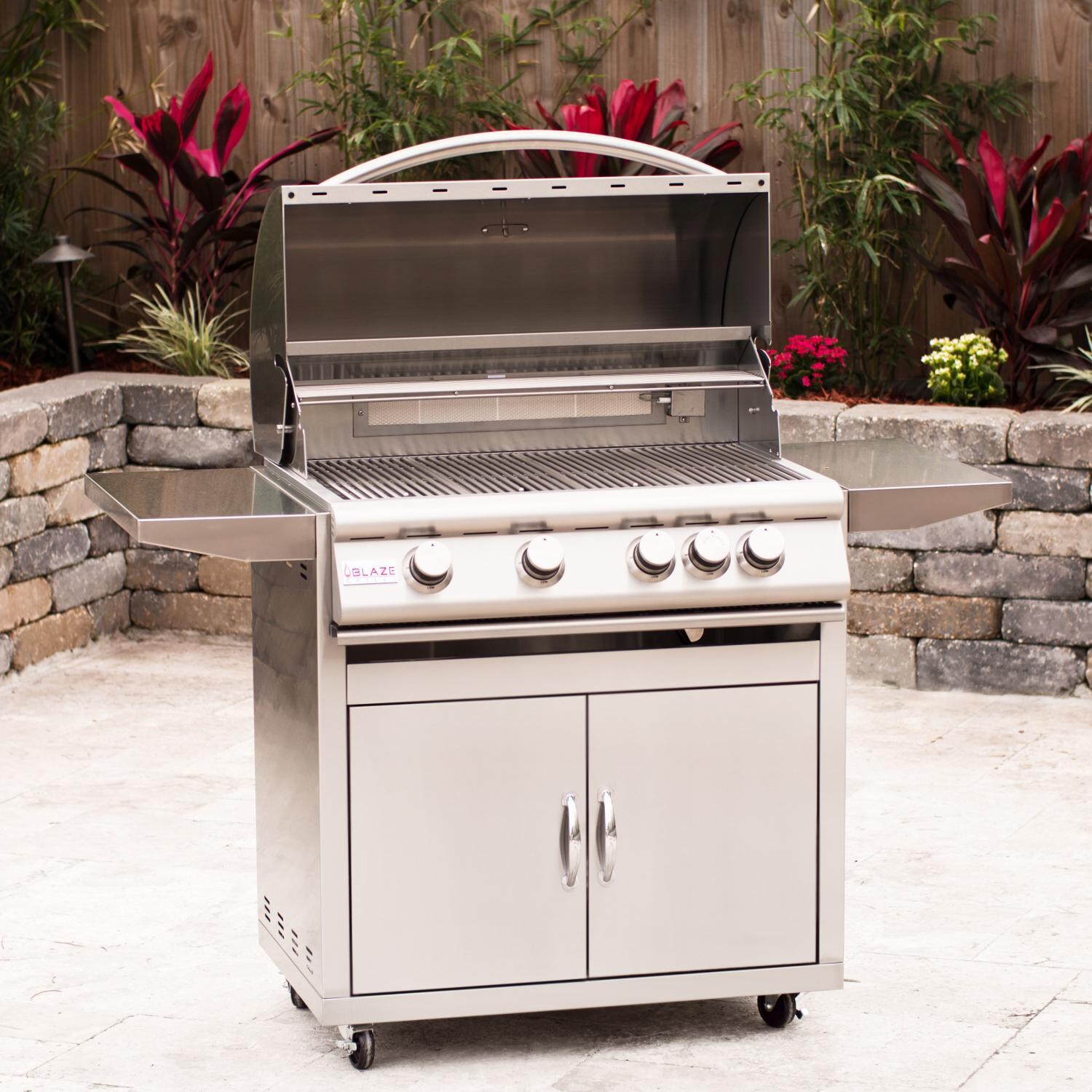 Blaze Traditional 32Inch 4Burner Natural Gas Grill With Rear Infrared