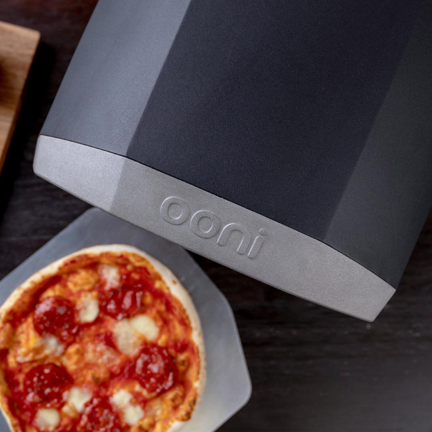 Ooni - UU-P06A00 - Koda Pizza Oven - Top thumbnail