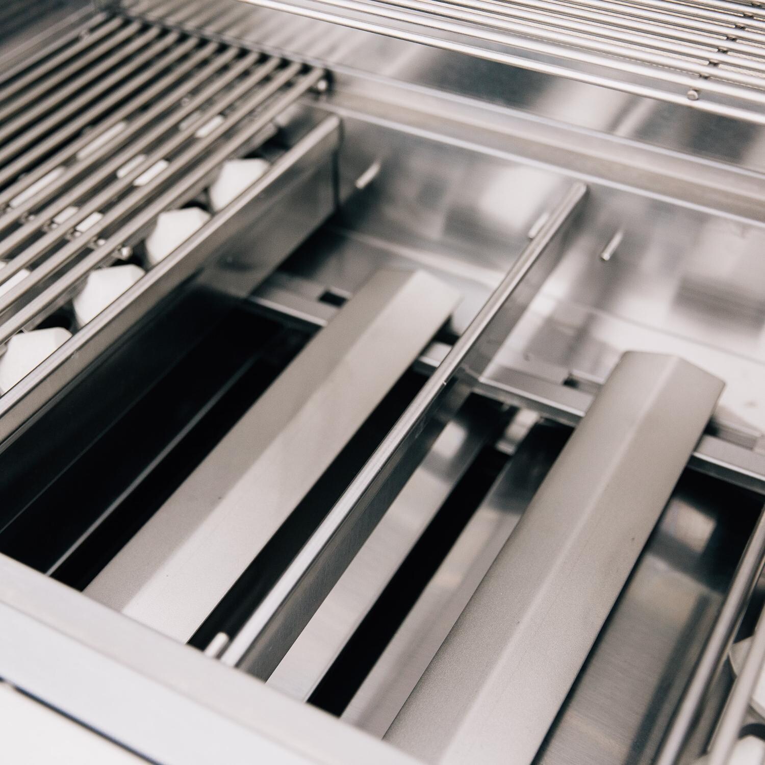 Summerset Sizzler Pro 40Inch 5Burner BuiltIn Propane Gas Grill With