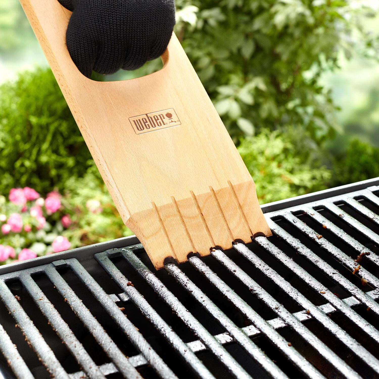 Weber 7459 Wood Grill Scraper - In Use - Lifestyle thumbnail