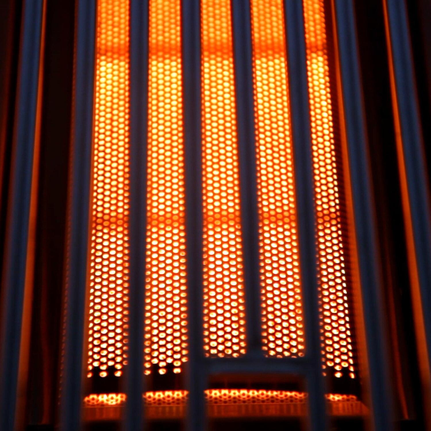 Blaze Infrared Searing Burner - BLZ-IRN - In-Use Under Grate Zoom-In thumbnail