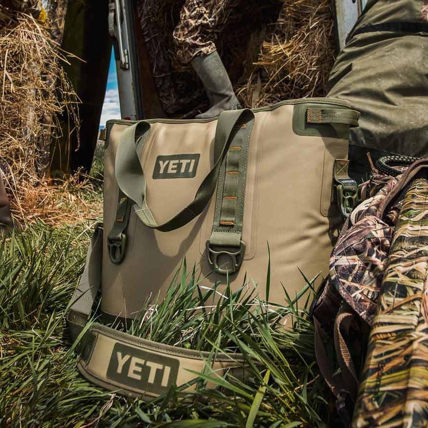 YETI Hopper 30 SoftSided Bag Cooler Field Tan / Blaze Orange