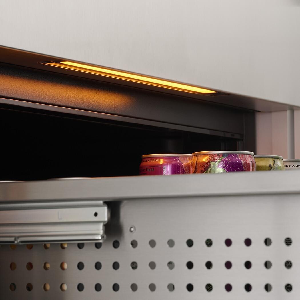 Zephyr PRRD24C2AS-OD Presrv 24-in 5.1 Cu. Ft. Dual Zone Outdoor Refrigerator Drawers - Amber Light - Detail thumbnail