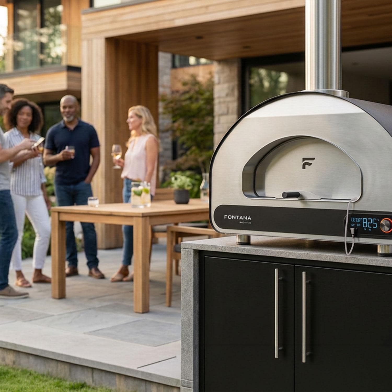 Fontana Forni FFVOLTA70-B Volta 70 Hybrid Smart Outdoor Oven - Black - Lifestyle thumbnail