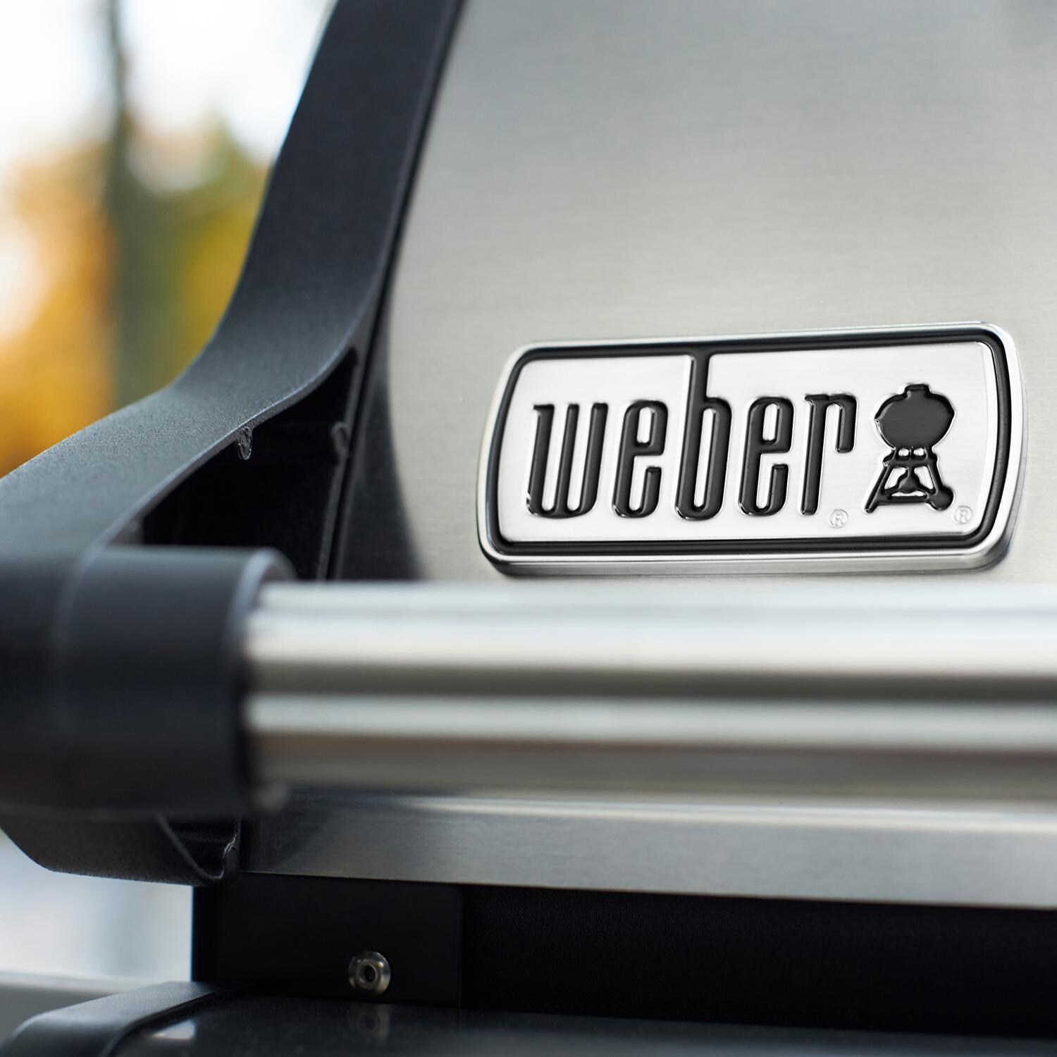 Weber Spirit 46502401 SX-315 Freestanding Propane Gas Smart Grill - Stainless Steel - Handle - Detail thumbnail