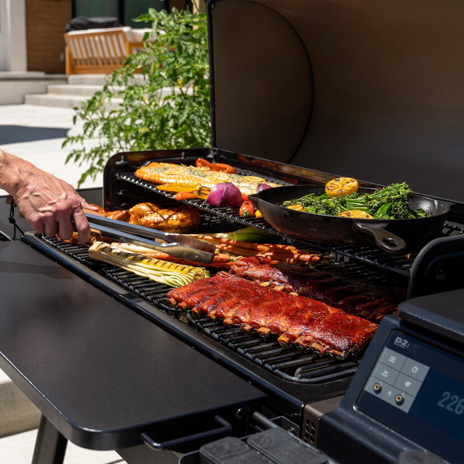 Traeger TFB93RLG Ironwood XL Wood Pellet Grill W/ Pop-And-Lock Accessory Rail - Grilling with P.A.L Accessories (Sold Separately) thumbnail
