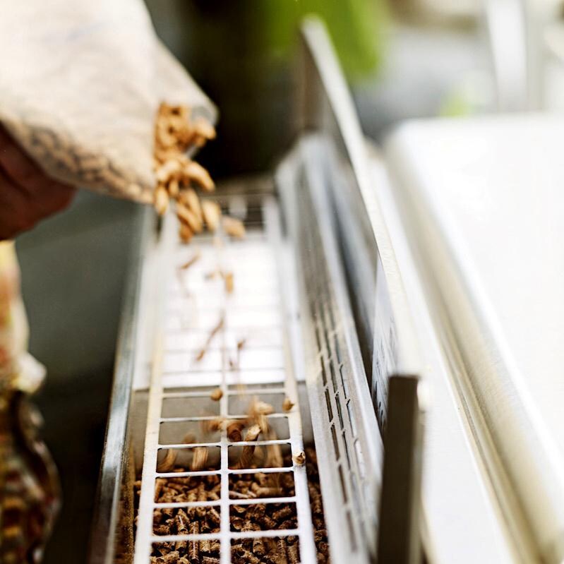 Memphis Grills Hardwood Pellets - Adding Pellets to the Hopper thumbnail