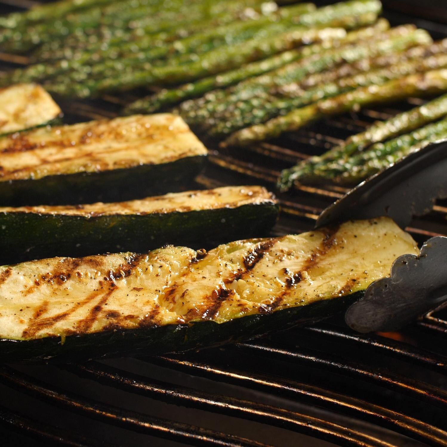 Napoleon Rogue 525 - Mixed Vegetables thumbnail