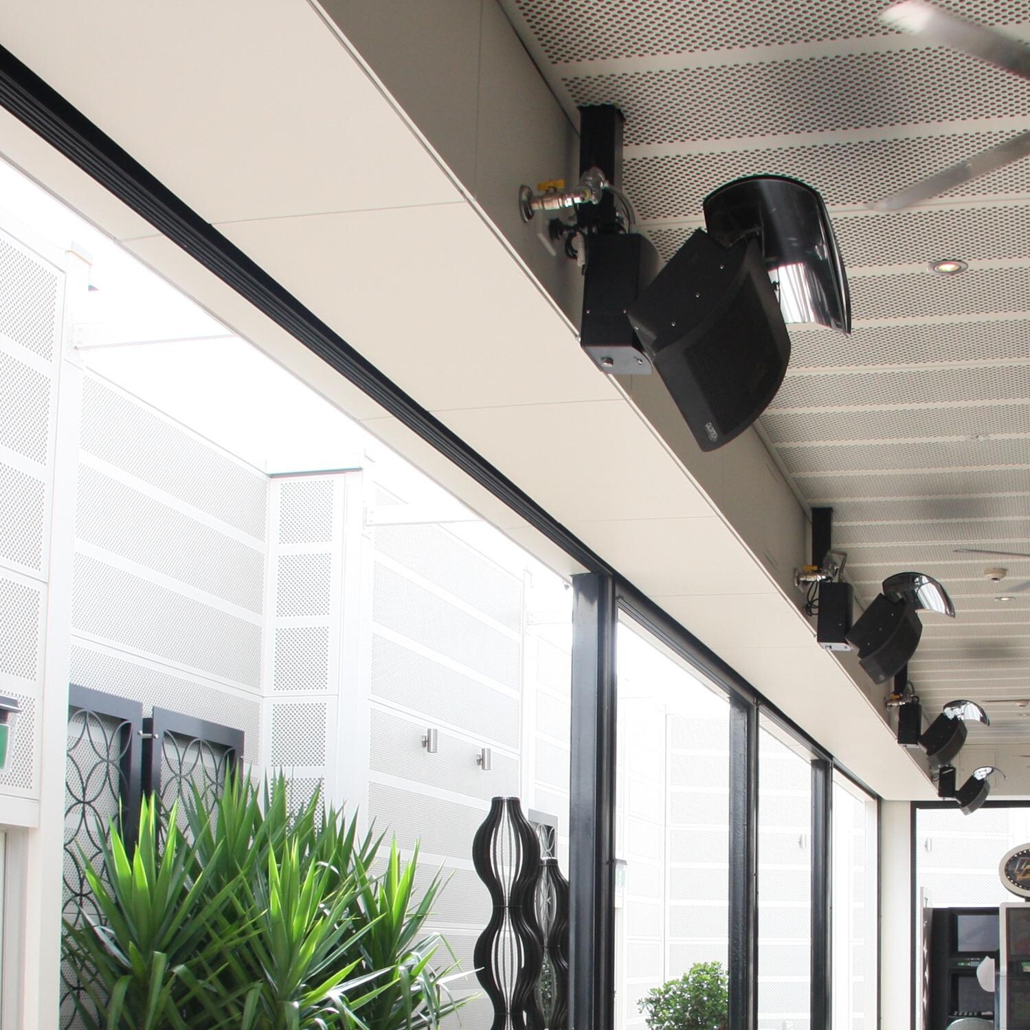 Bromic Tungsten 300 Smart-Heat Patio Heater - Residential Patio Angled View thumbnail