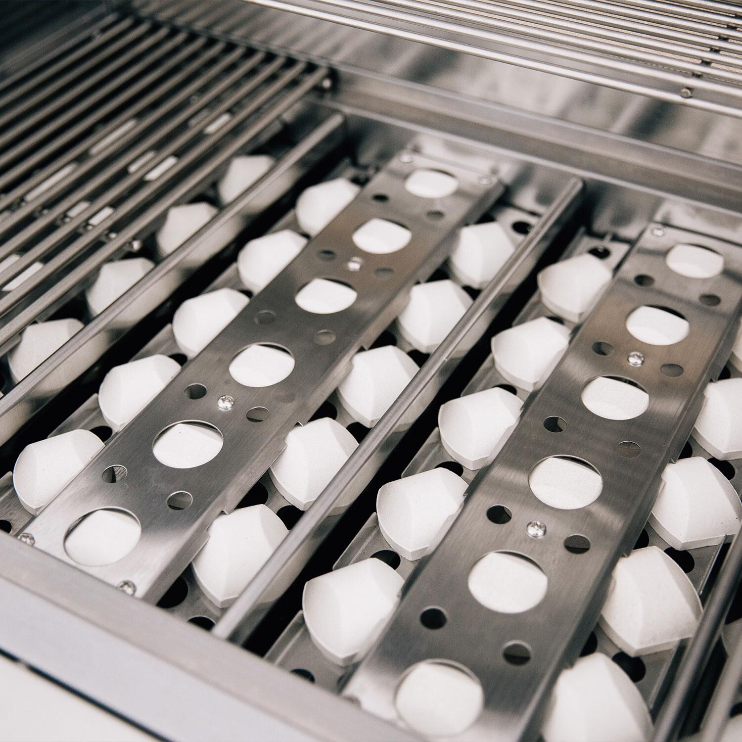 Summerset SZRPRO32 Sizzler Pro 32-in 4 Burner Built-In Natural Gas Grill w/ Rear Infrared Burner - Burner Covers w/ Briquettes - Detail thumbnail