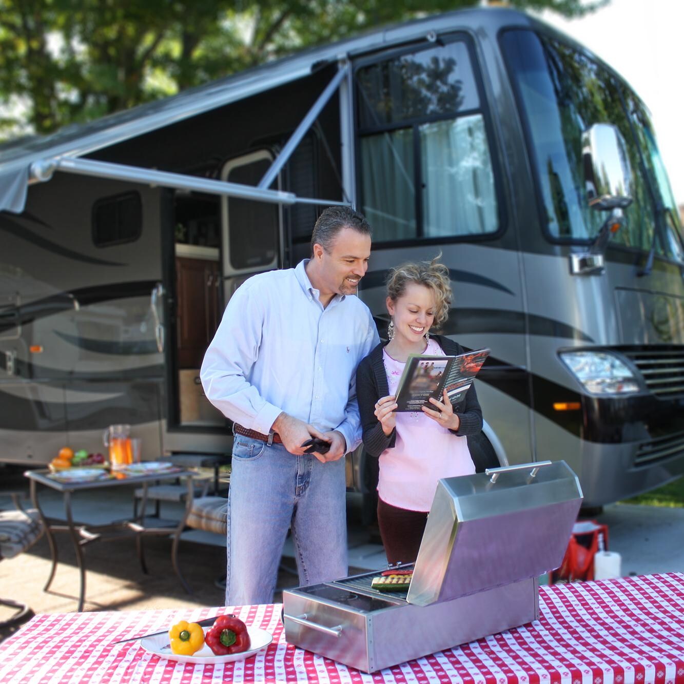 Kenyon B70090 120V All Seasons Frontier Portable 1300 Watt Electric Grill - RV Grilling thumbnail