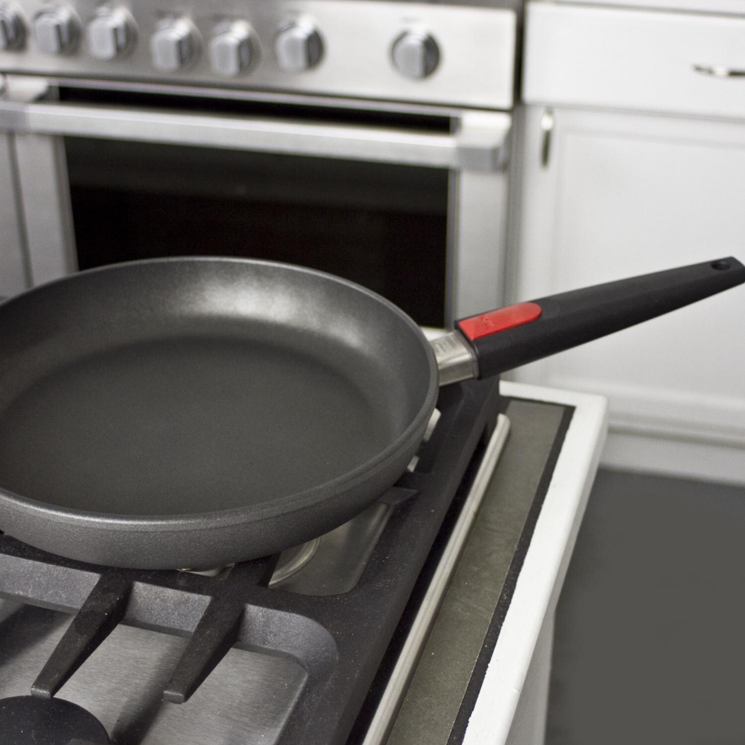 Woll Titanium NOWO 11 Inch Fry Pan - In Use thumbnail