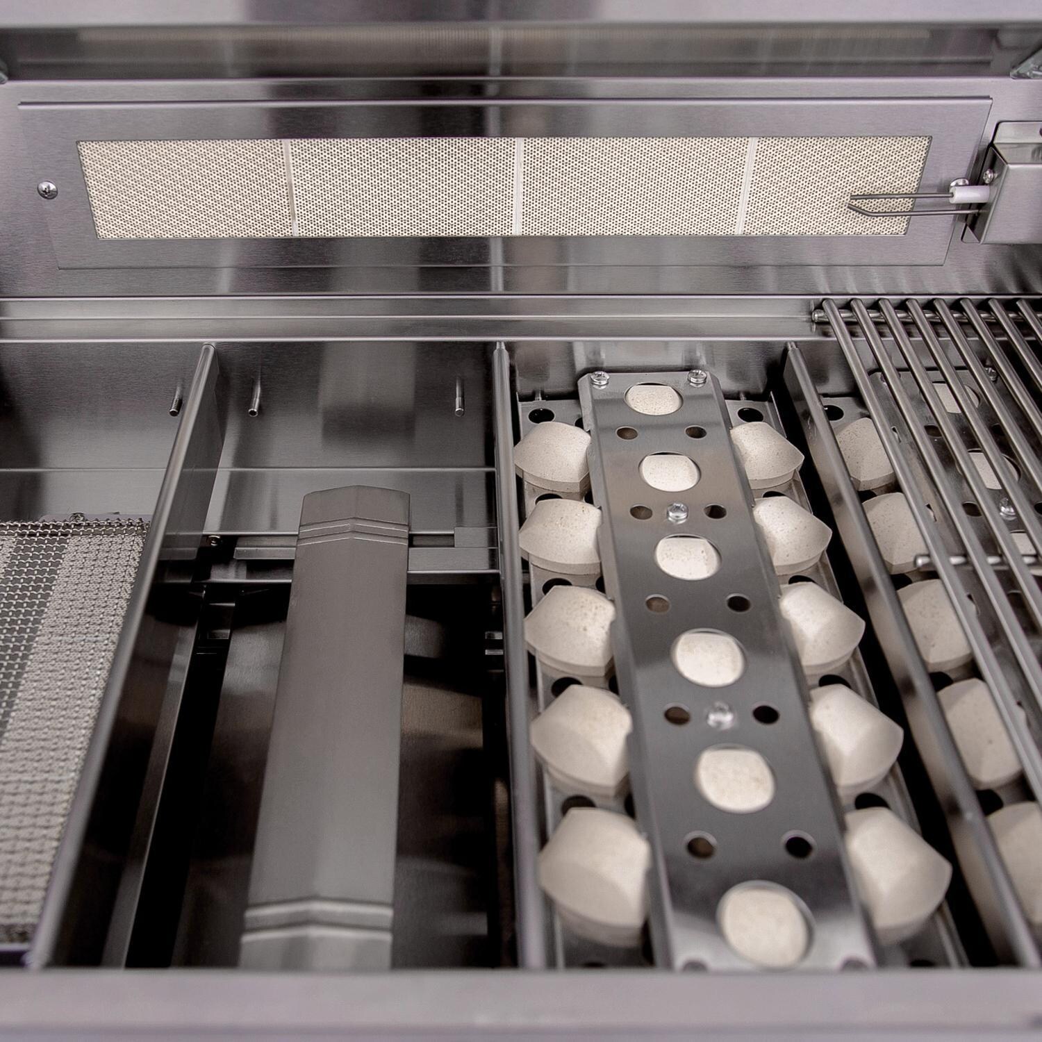 Summerset SIZPRO40-NG Sizzler Pro 40-Inch 5-Burner Natural Gas Grill With Rear Infrared Burner - Interior View thumbnail