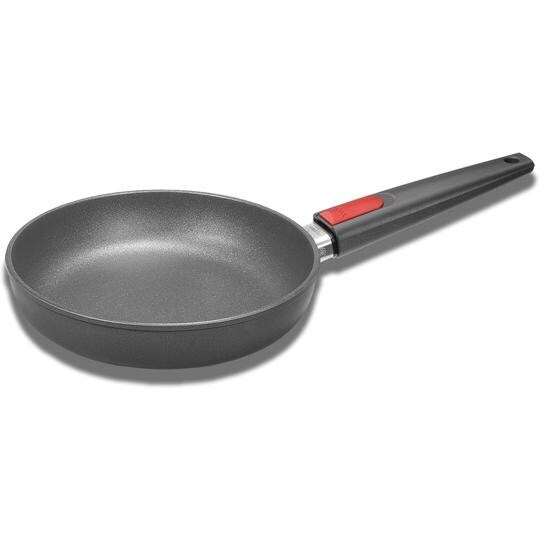 Woll nowo Titanium 9 1/2 Inch Fry Pan With Lid - Full View thumbnail