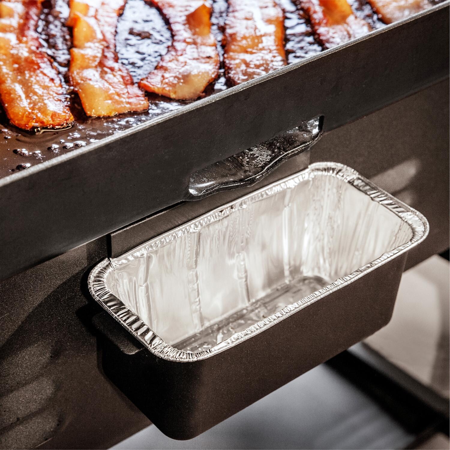 Blackstone 5516 30 Pc Griddle Accessory Kit - Grease Cup Liner - Lifestyle thumbnail