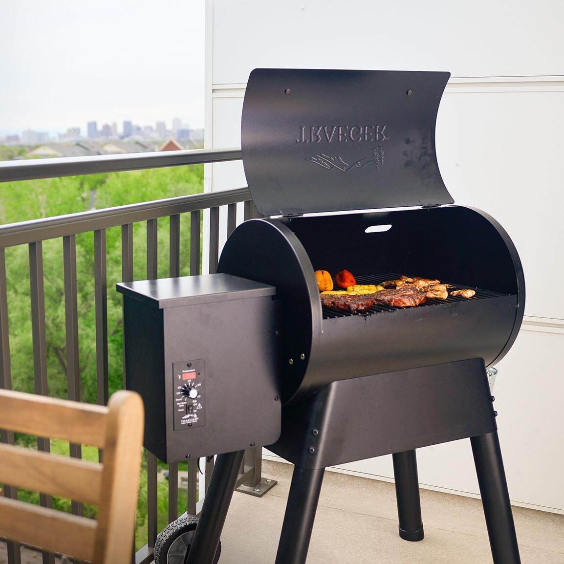 Traeger Bronson 20 Pellet Grill On Cart - Lifestyle thumbnail