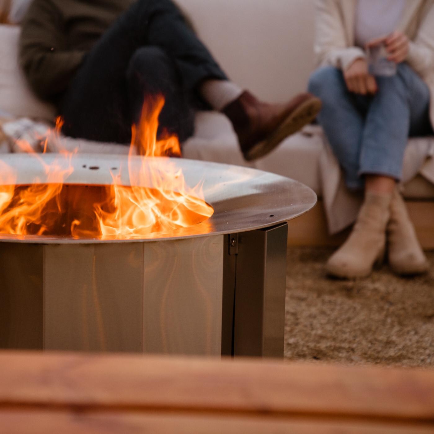 Firegear LUME-MS2SR LUME 26-Inch Round Wood Burning Sear Top Freestanding Smoke-Less Fire Pit thumbnail