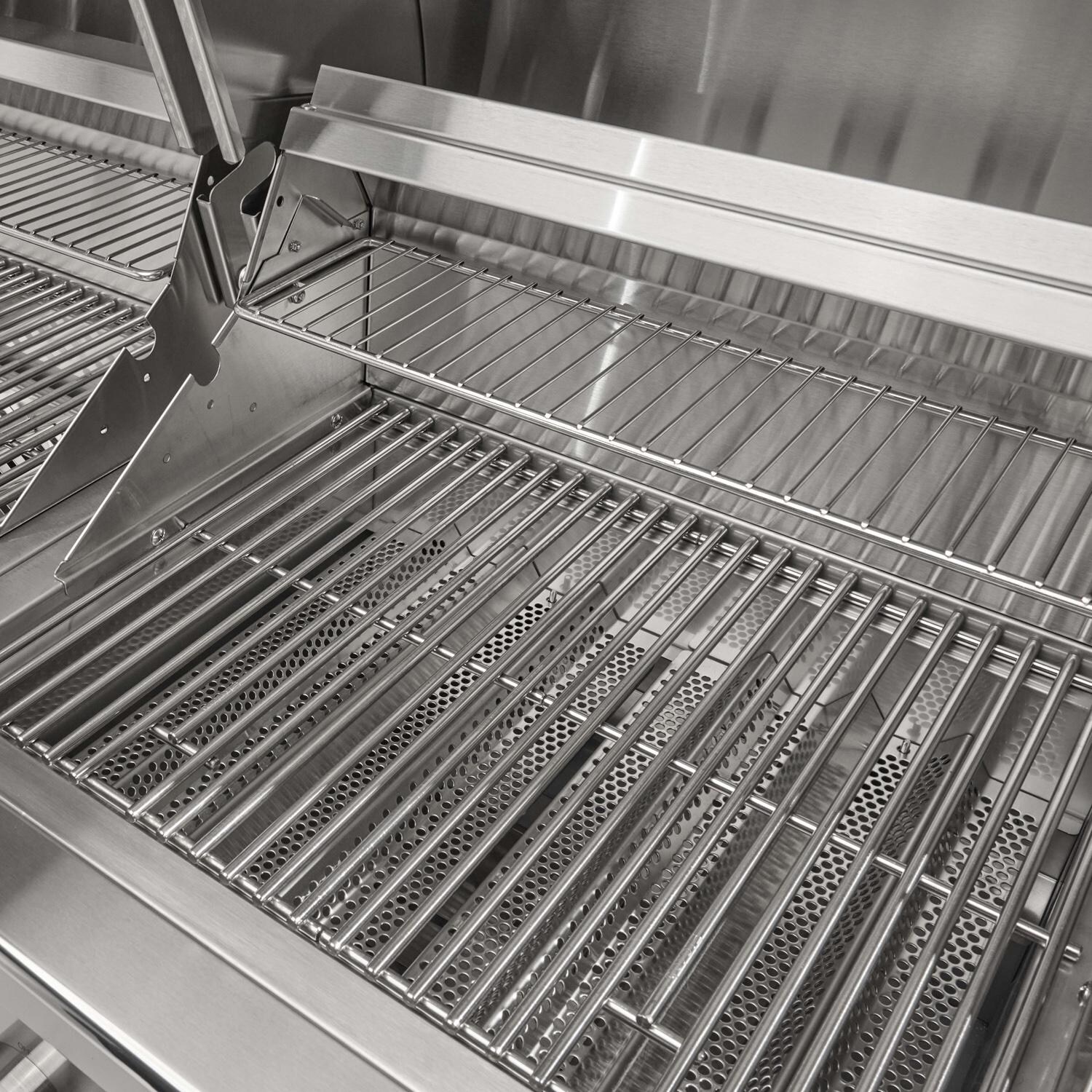 Coyote Outdoor Living C3HY50NG 50 Inch Built-In Hybrid Natural Gas Grill - Grates Up Close - Detail thumbnail