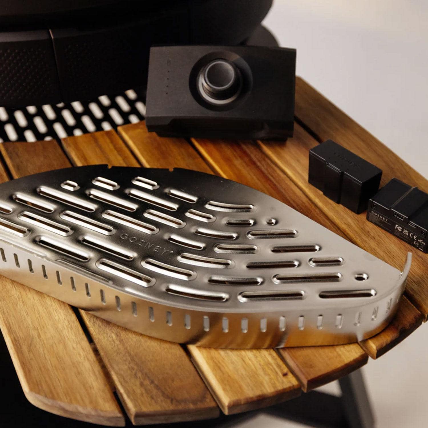 Gozney AM1999 Dome Gen 2 Wood-Fire Control Kit - Black - Lifestyle thumbnail