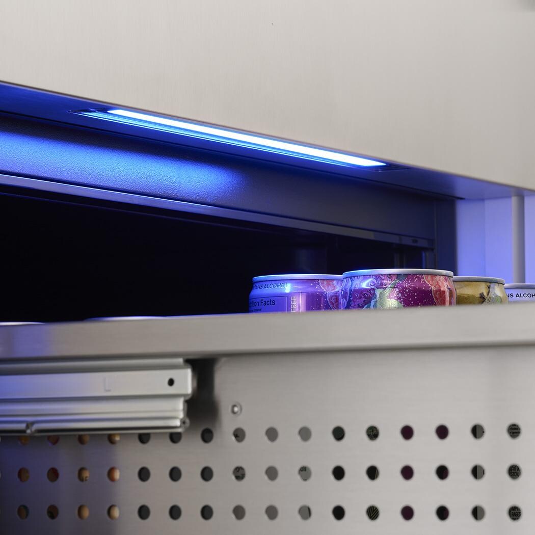 Zephyr PRRD24C2AS-OD Presrv 24-in 5.1 Cu. Ft. Dual Zone Outdoor Refrigerator Drawers - Blue Light - Detail thumbnail