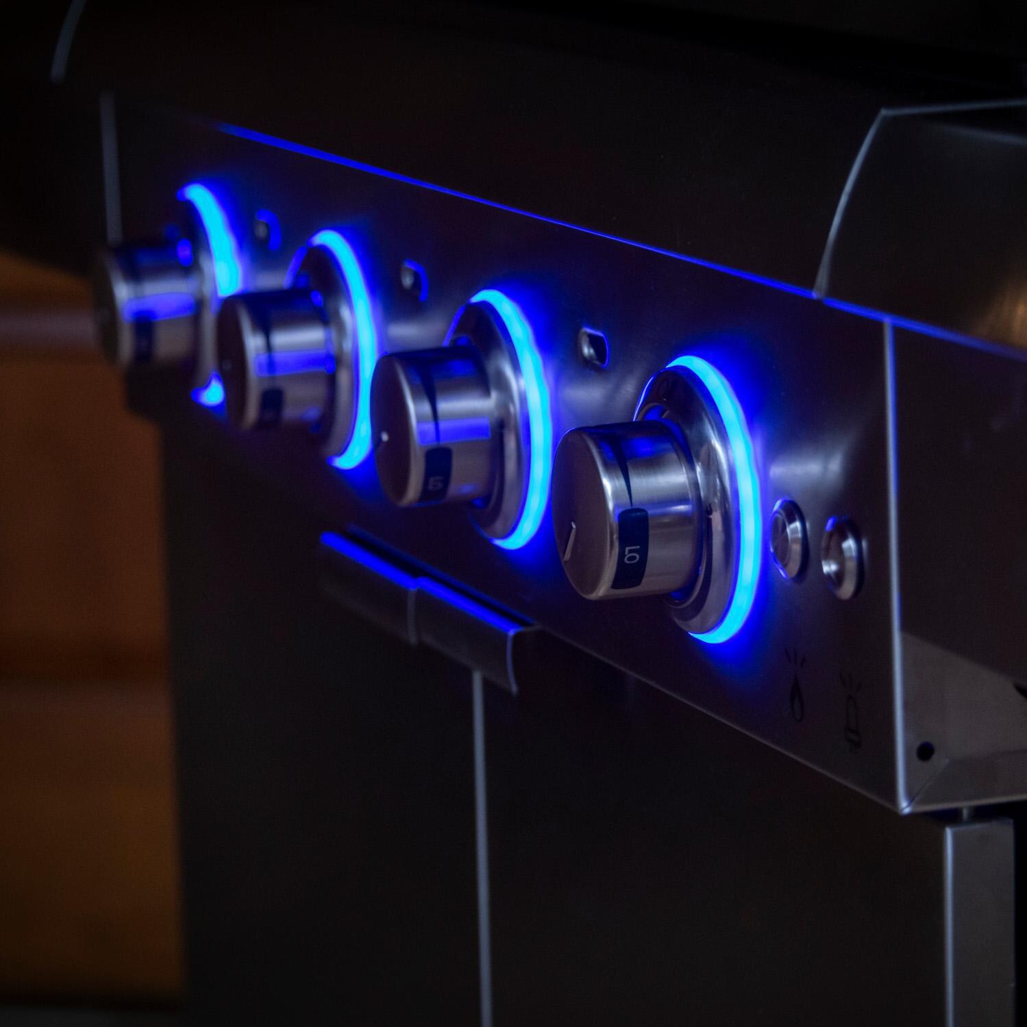 Saber Select R52SC0421 4-Burner 30-Inch Infrared Propane Gas Grill - Night time knobs thumbnail