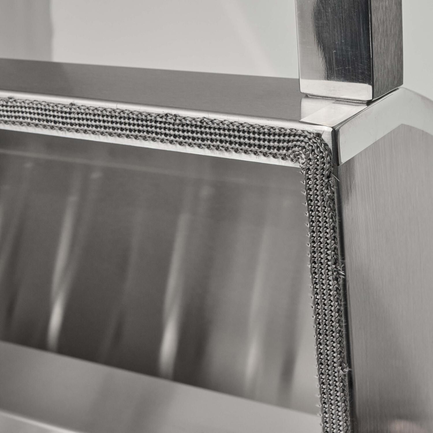 Coyote Outdoor Living C3CH36 36 Inch Built-In Charcoal Grill - Gasket - Detail thumbnail