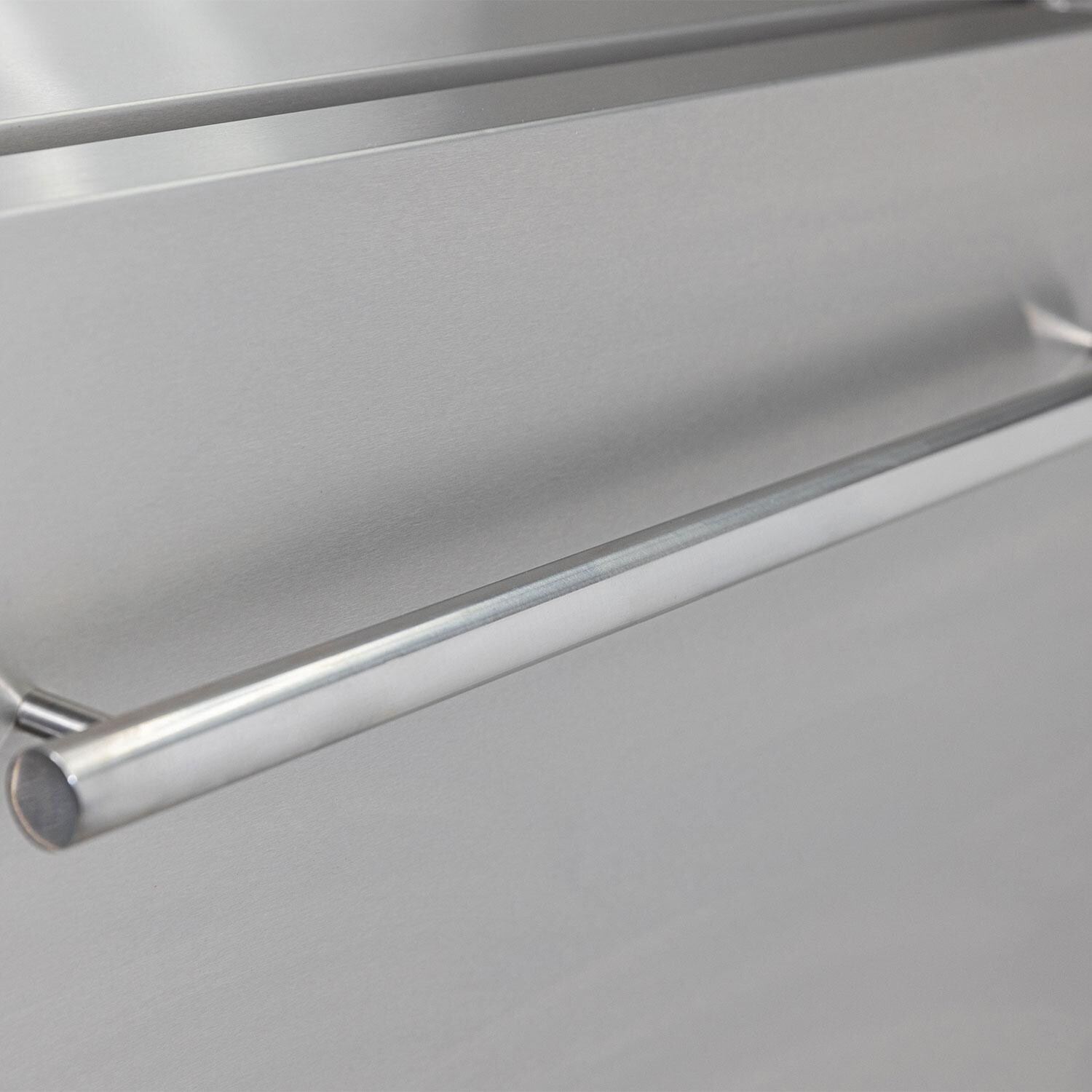 Broil King 800149 24-Inch Outdoor Refrigerator - Fridge Handle - Detail thumbnail