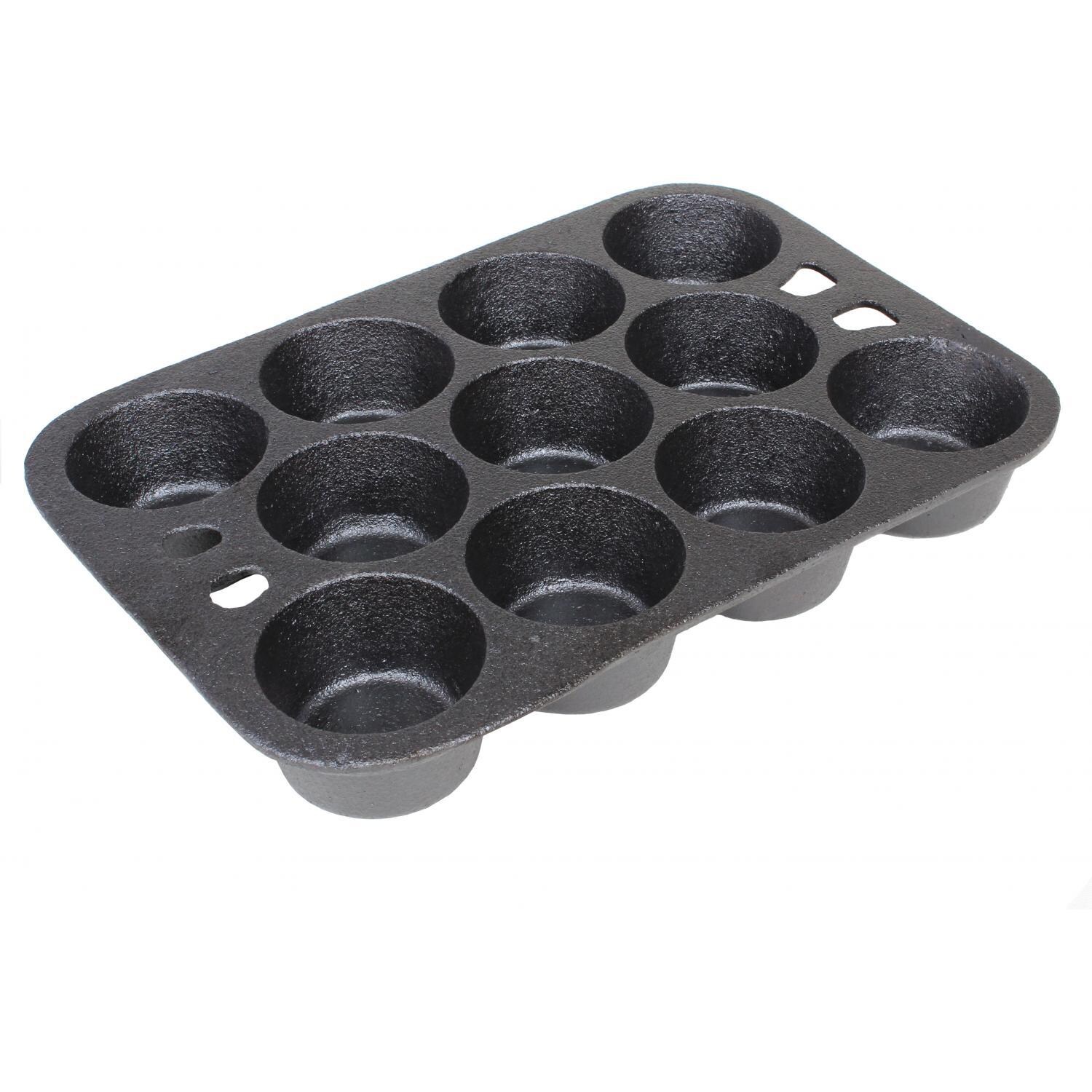 Cajun Classic 11Mold Seasoned Cast Iron Muffin Pan GL10492ES BBQGuys