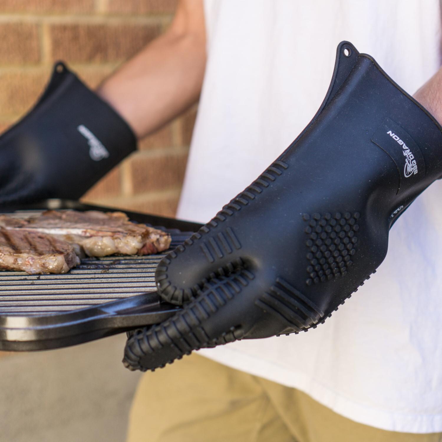 BBQ Dragon BBQD250 Silicone BBQ Gloves - In Use thumbnail