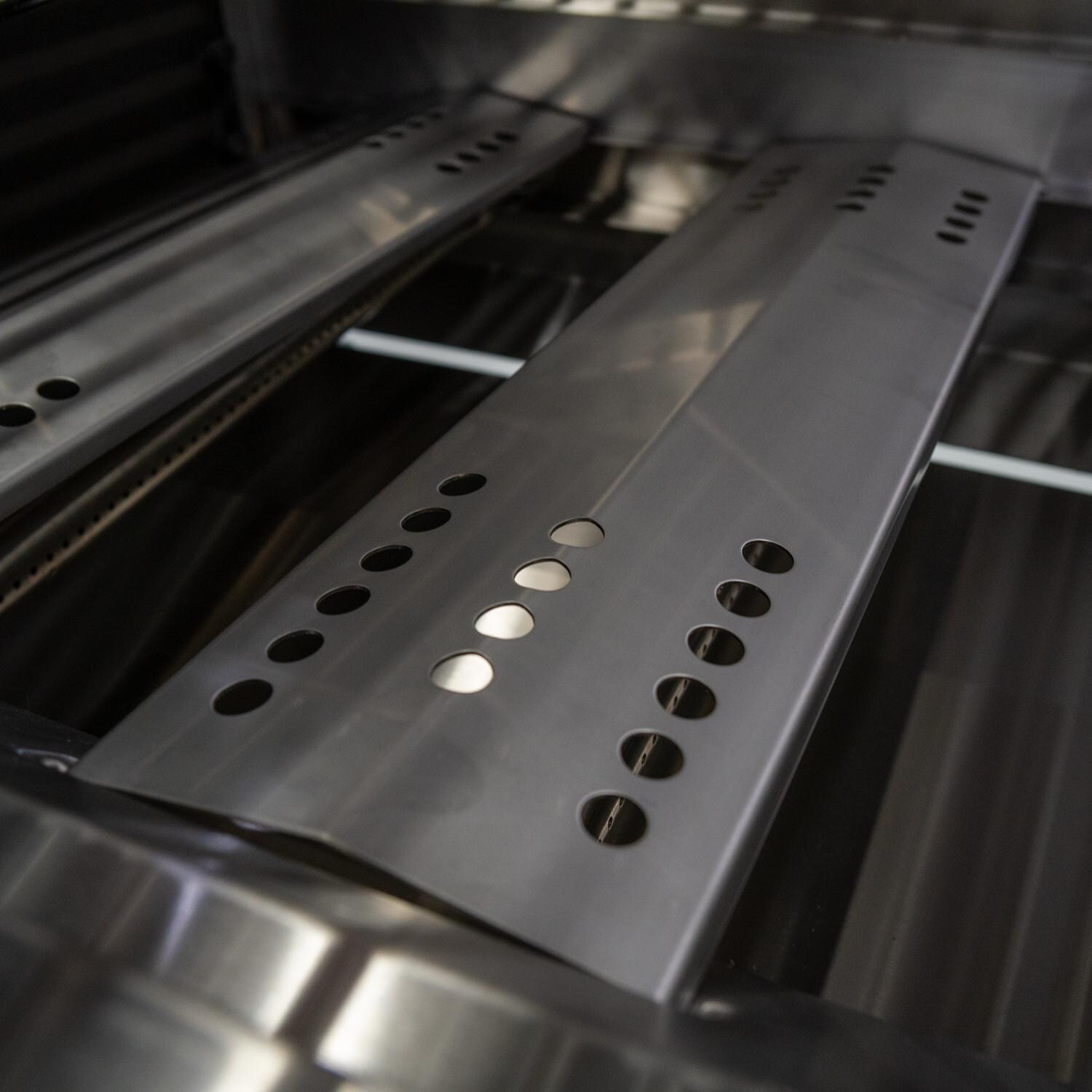 TYTUS T406SSLP Stainless Steel 4-Burner Natural Gas Gas Grill - (Ships as Propane with Conversion Fittings) - Stainless Steel Flame Tamer Detail thumbnail