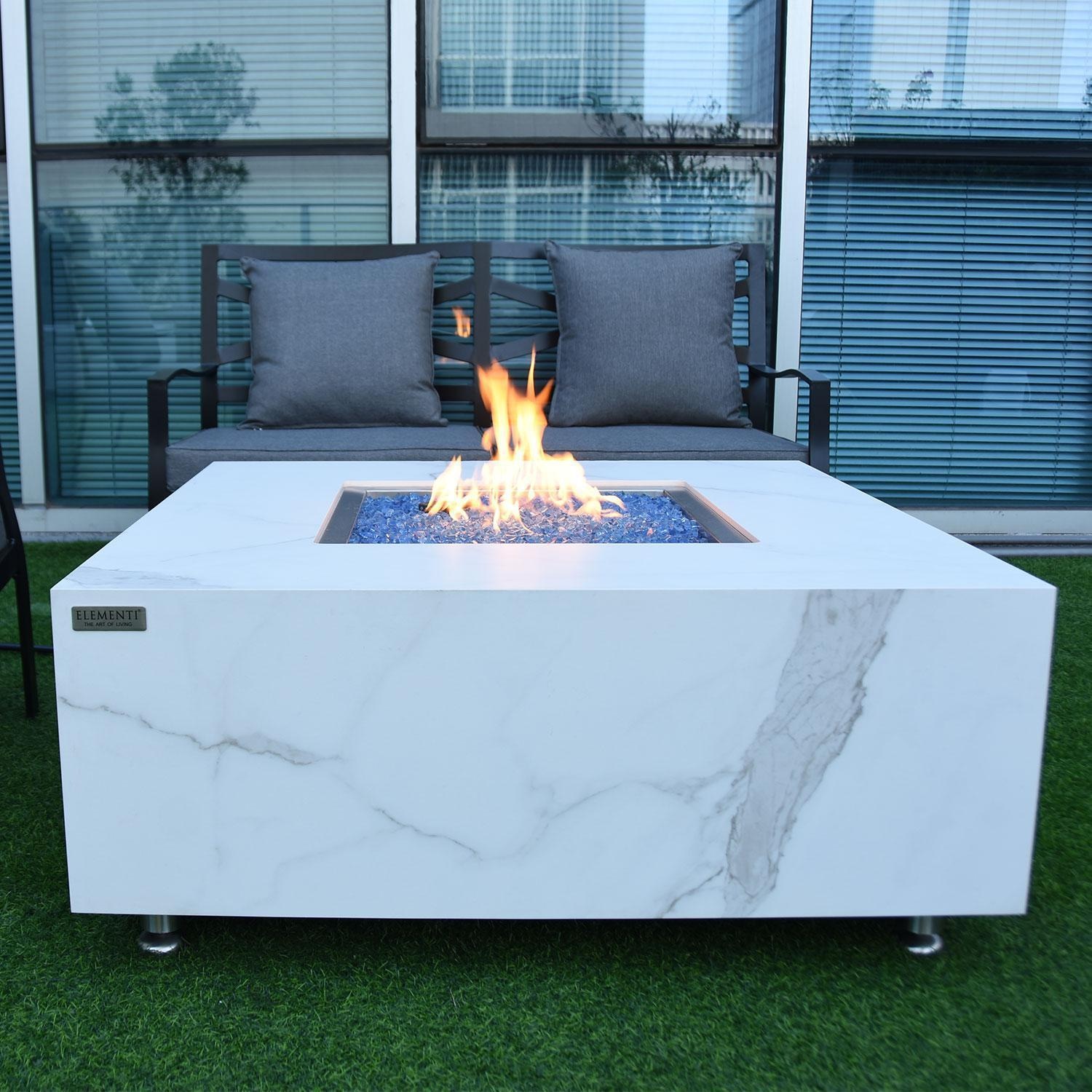 Bianco 39-in Square Concrete Natural Gas Fire Pit in White by Elementi