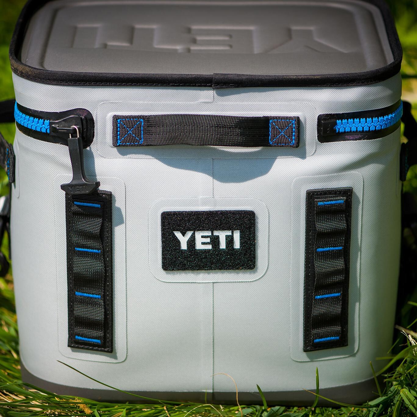YETI Hopper Flip 12 Soft-Sided Portable Cooler - Built For The Wild thumbnail