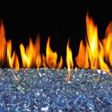 Peterson Real Fyre 18-Inch Caribbean Blue Fire Glass Set With Vented Natural Gas G45 Burner - Match Light image