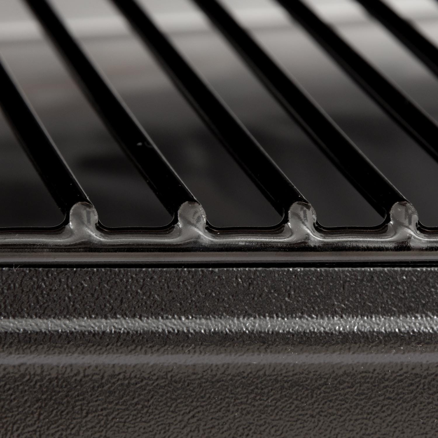 Traeger TFB57GLE Pro 575 Wood Pellet Grill - Cooking Grid