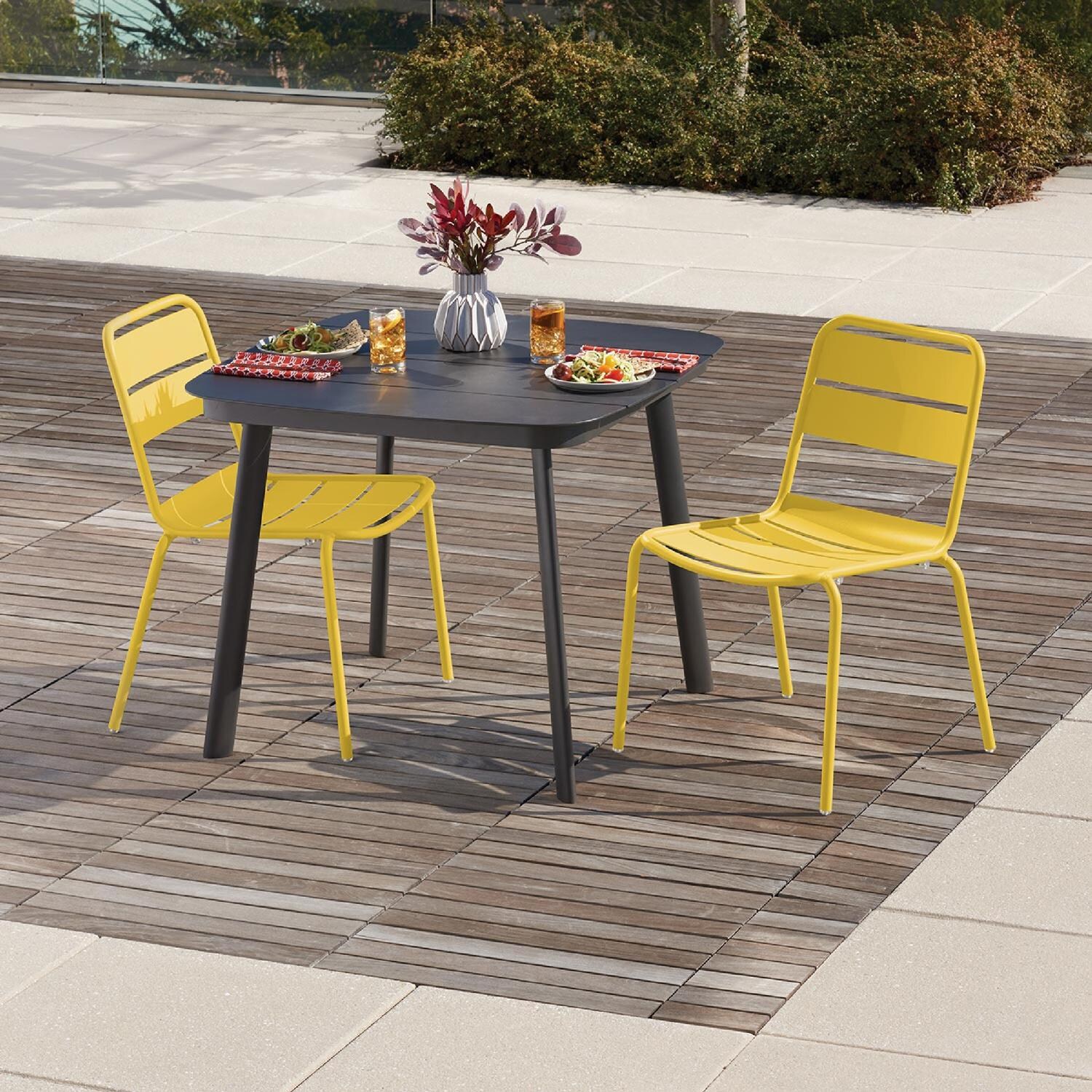 Oxford Garden Kapri 2 Pc Aluminum Dining Side Chair in Saffron - Outdoor Dining thumbnail