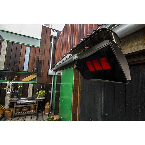 Bromic Platinum 300 Smart-Heat Patio Heater - Residential Close-Up thumbnail