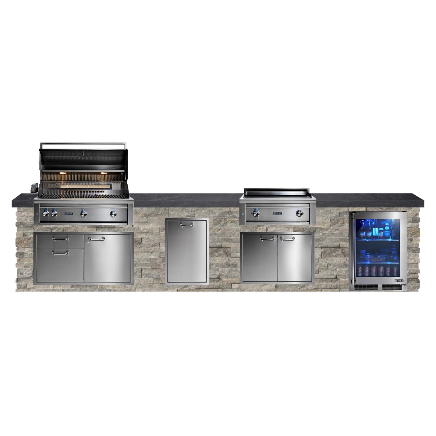 BBQGuys Signature 14ft Luxury Outdoor Kitchen w/ Lynx Professional 42Inch Natural Gas Grill, 30