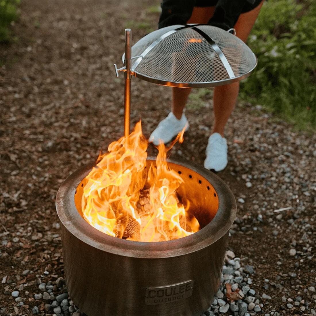 Coulee CSS-0019 Colorado Fire Pit Spark Screen - Adjustable Position Using The Post Mount System (Post & Fire Pit Not Included) thumbnail
