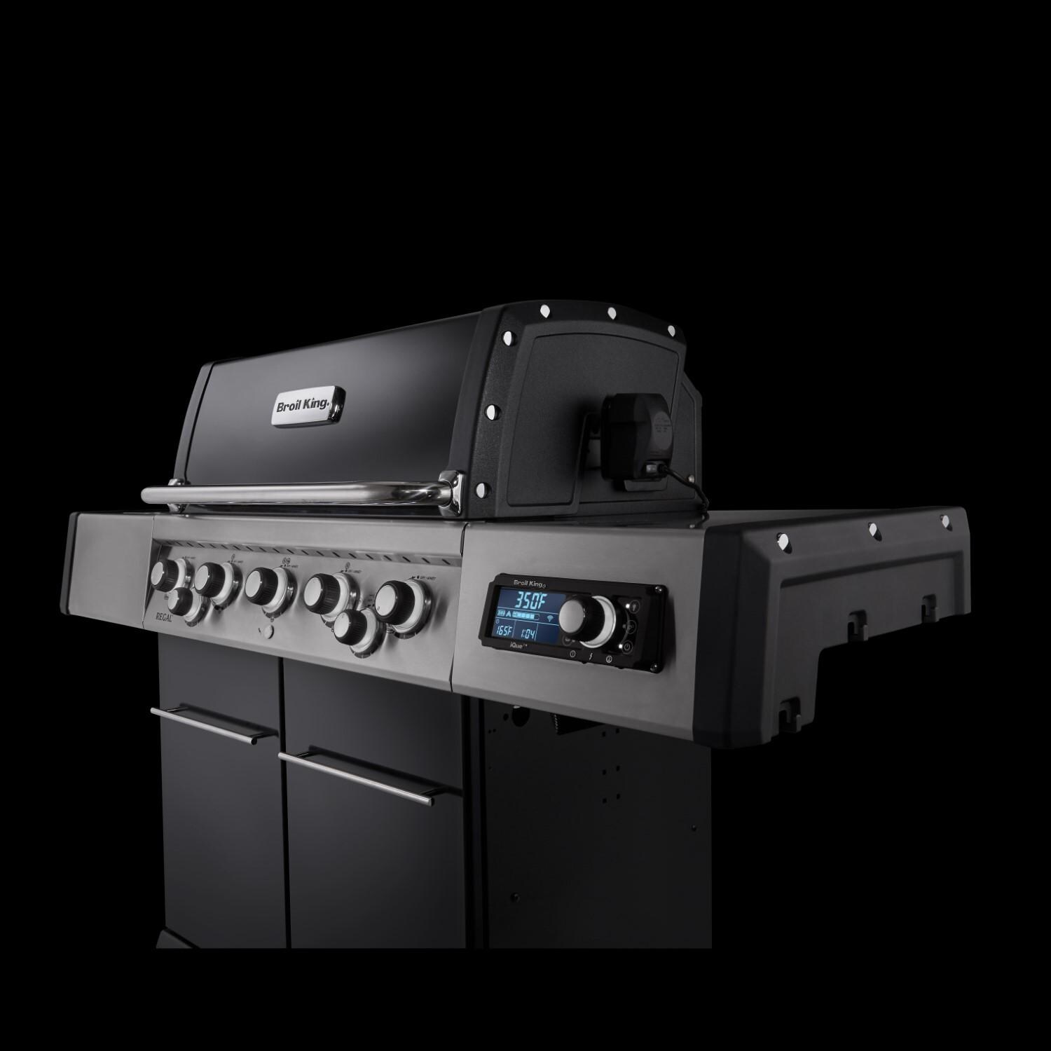 Broil King 698887 Imperial QS 590I Natural Gas Grill - Glamour White Knobs - Detail thumbnail