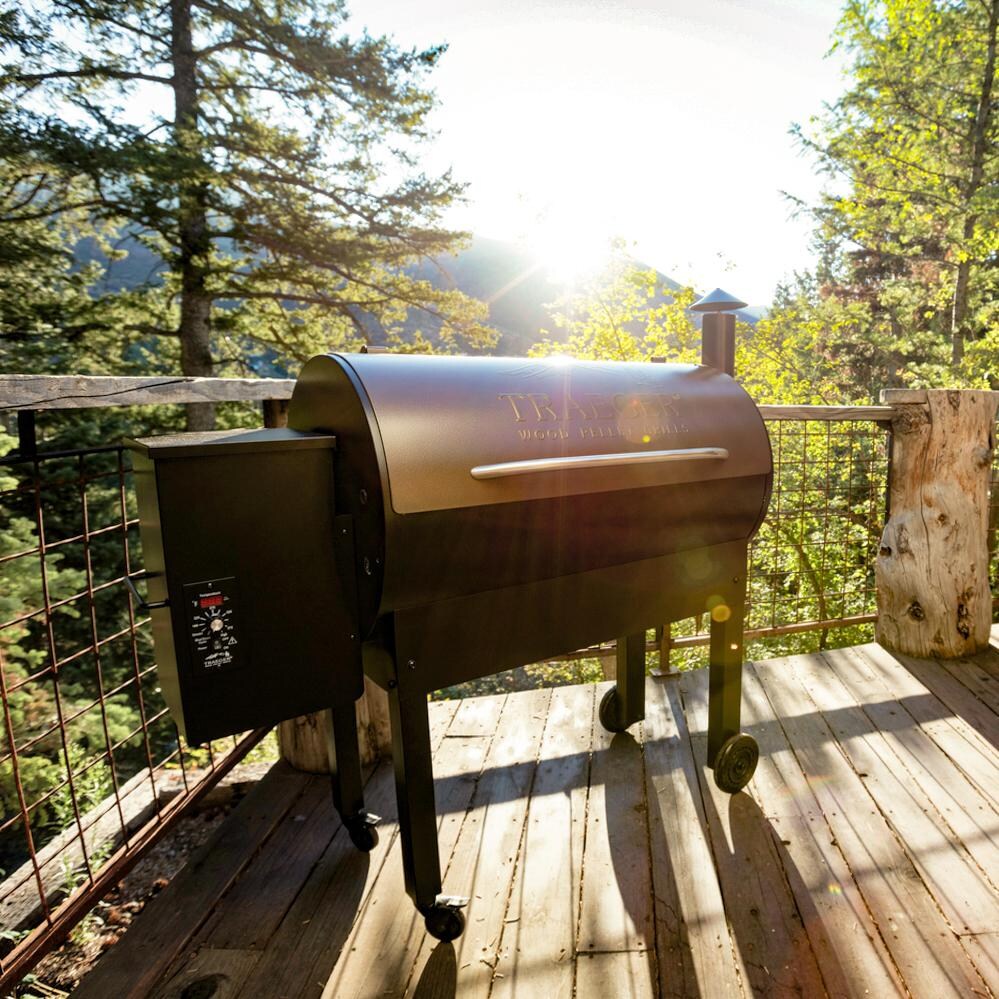 Traeger Texas Elite 34 Pellet Grill On Cart thumbnail