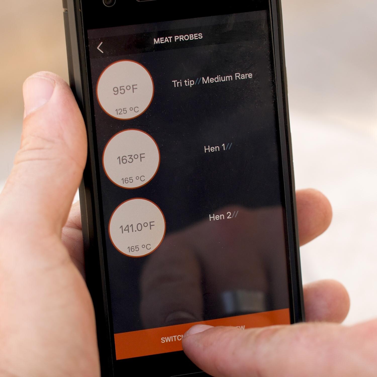 Everdure By Heston Blumenthal 4K 21-Inch Charcoal Grill & Smoker - Bluetooth iOS and Android App Allows You to Monitor Heat Probes thumbnail